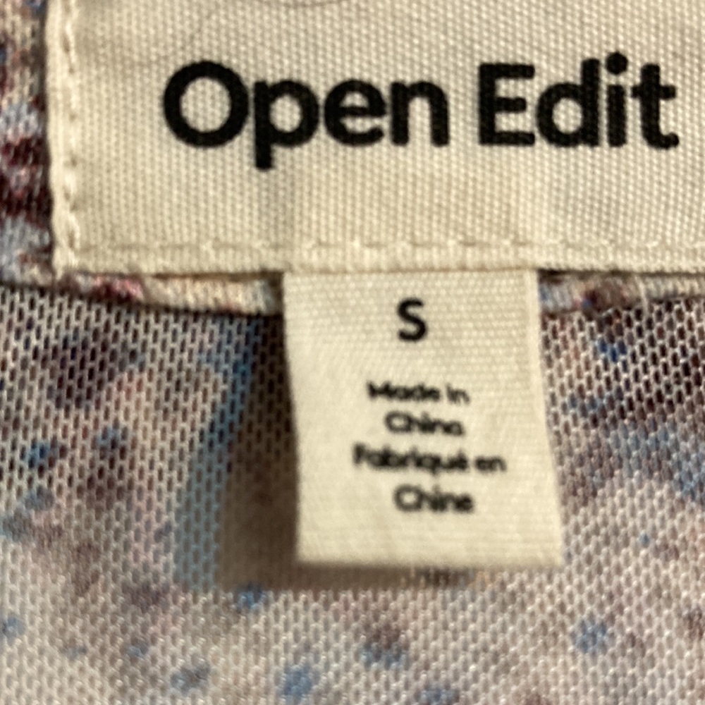 Open Edit blouse - Picture 2 of 5